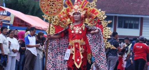 \\programbr-pc\backup foto\FOTO 2018\karnaval batik\goeteng.jpg
