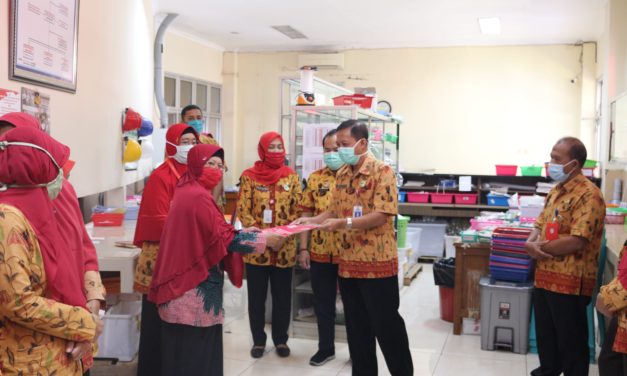 PELEPASAN PURNA TUGAS  Kepala Instalasi RSUD dr. R. Goeteng Taroenadibrata Purbalingga